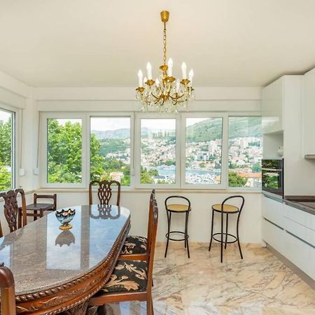 Apartment Art Delux **** Дубровник Екстер'єр фото