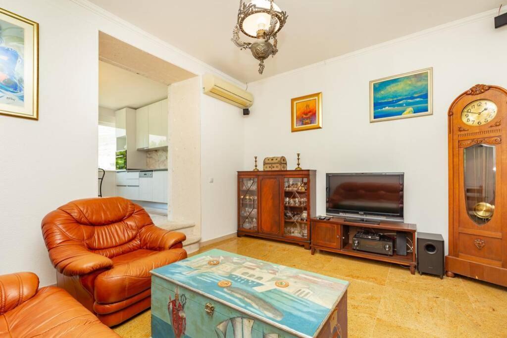 Apartment Art Delux **** Дубровник Екстер'єр фото